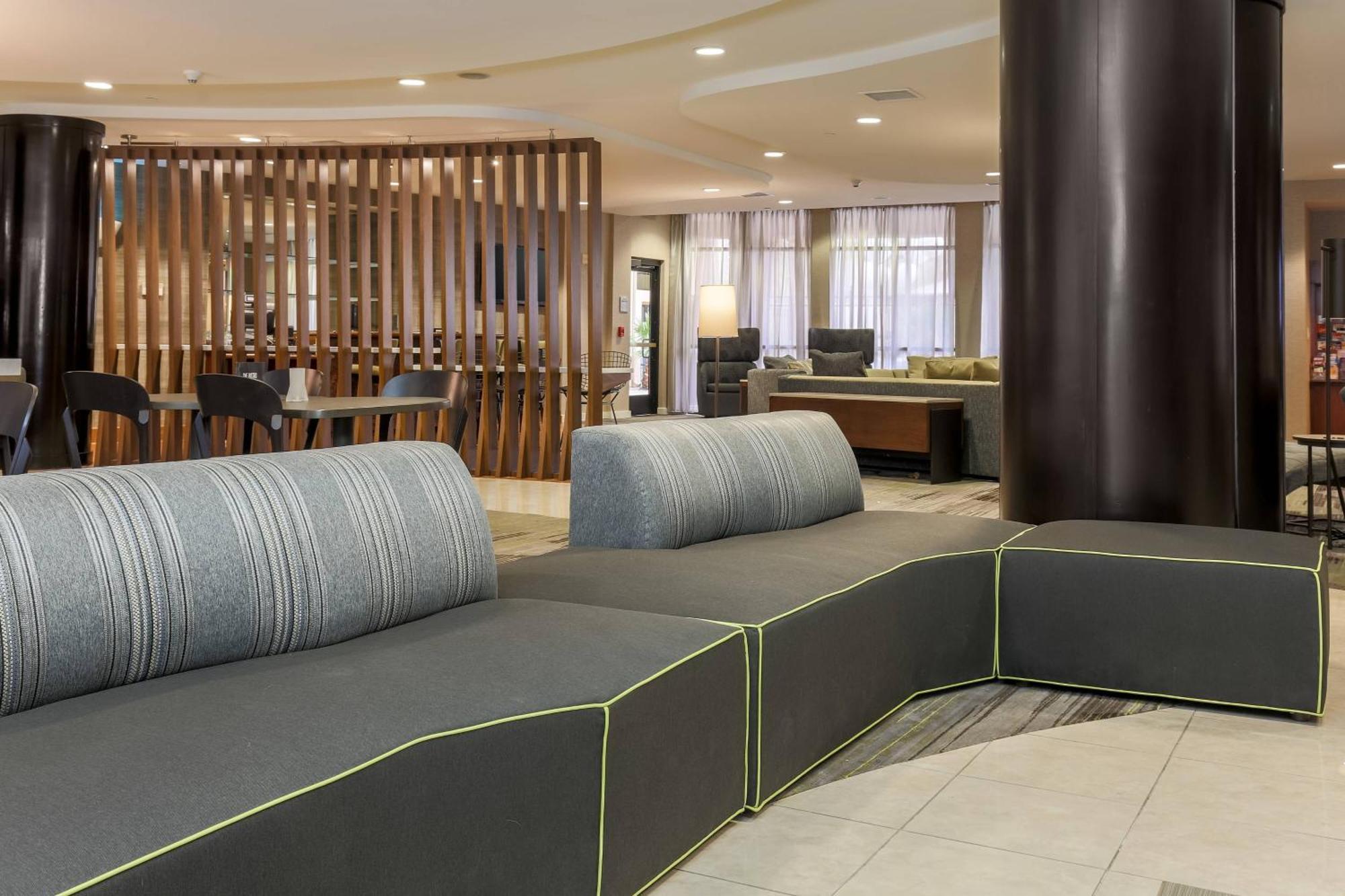 Courtyard By Marriott Las Vegas Stadium Area Exterior photo