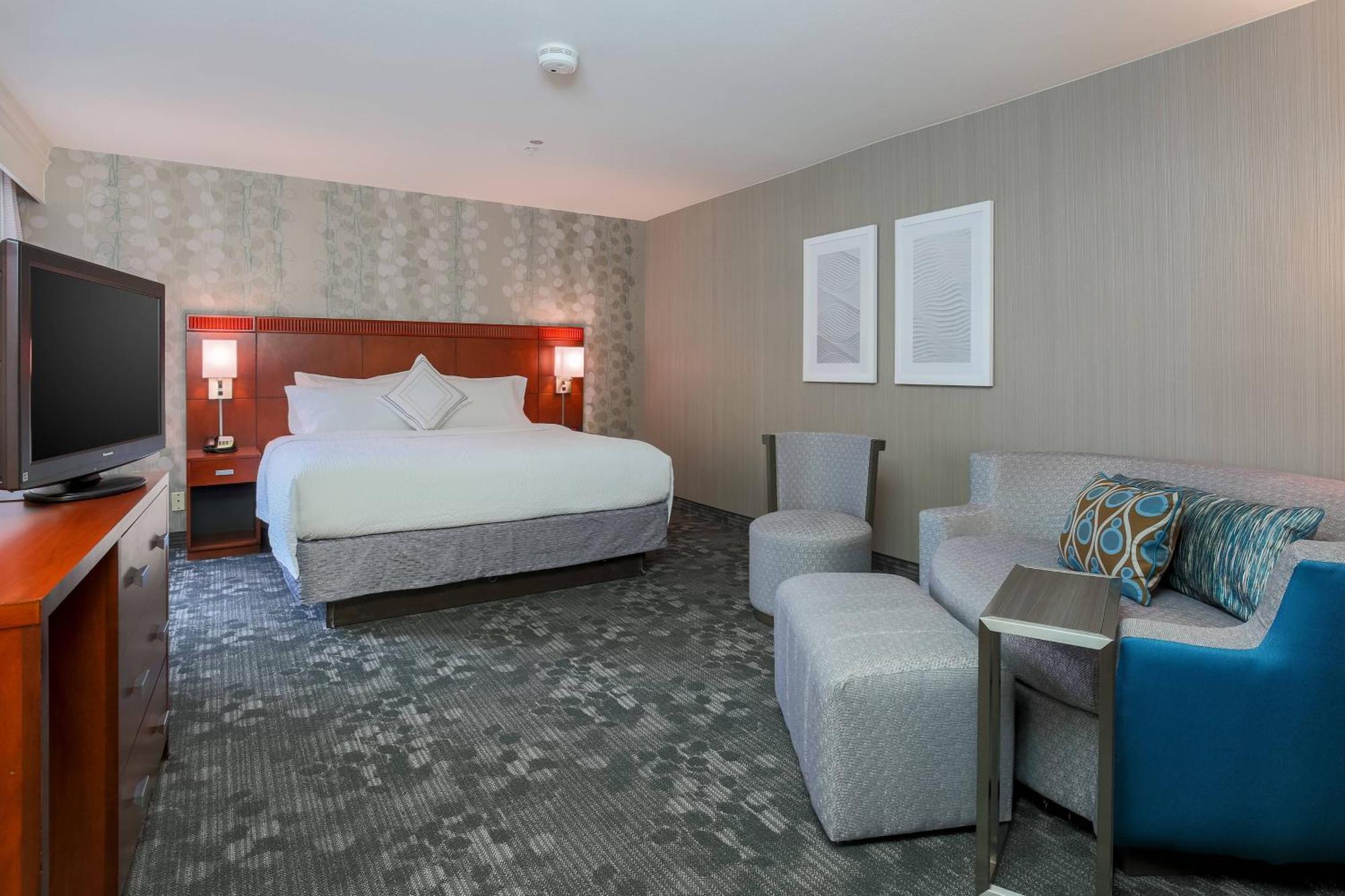 Courtyard By Marriott Las Vegas Stadium Area Exterior photo